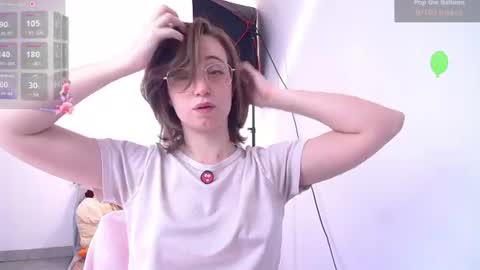 Snapshot of elise_nyx chatting on 08-02-26, 12:03 elise_nyx online show from 08-02-26, 12:03