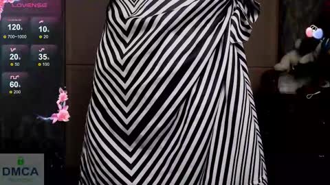 Elise online show from 10-19-25, 07:31