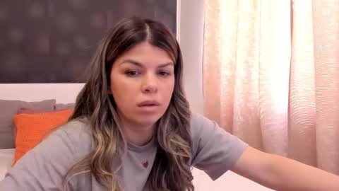 Elly online show from 03-12-26, 10:43