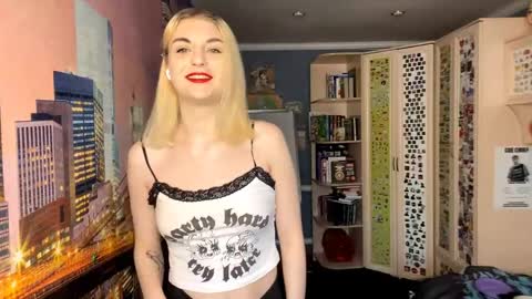 Kate online show from 05-05-26, 10:23