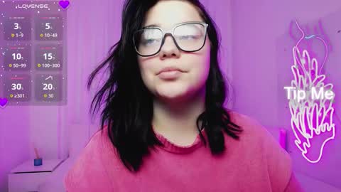 Snapshot of eliss_mystery chatting on 11-25-25, 02:28 Eliss online show from 11-25-25, 02:28