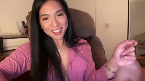 elisse00 online show from 02-03-25, 01:09