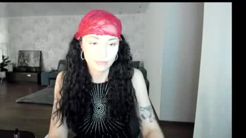 Eliss online show from 07-20-26, 12:18
