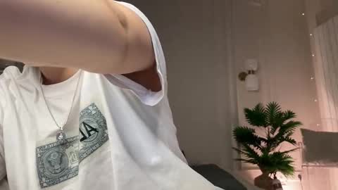 Stephanie online show from 01-11-26, 10:37