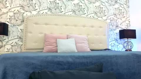 Eliza online show from 05-19-26, 07:31