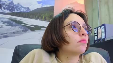Eliza online show from 05-23-26, 04:55
