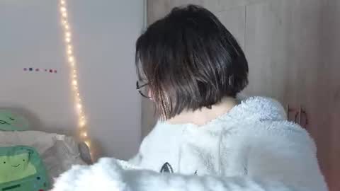 Snapshot of eliza_gh chatting on 07-13-26, 01:19 Eliza online show from 07-13-26, 01:19