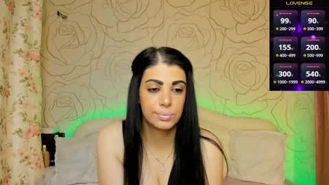 Snapshot of elizabetalee chatting on 09-18-25, 06:10 Eliza online show from 09-18-25, 06:10