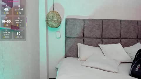 Snapshot of elizabeth_20_ chatting on 10-18-25, 07:25 elizabeth online show from 10-18-25, 07:25