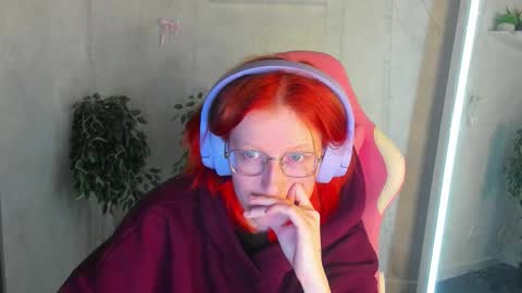 Elizabeth online show from 01-13-26, 01:00