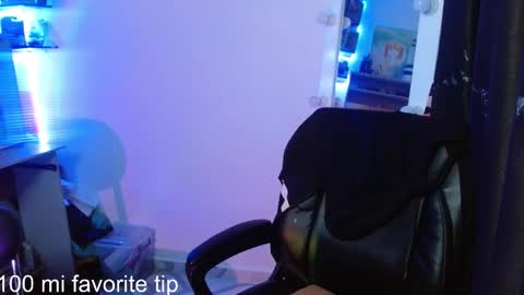 Snapshot of elizabeth_martinez98 chatting on 02-11-25, 03:08 Elizabeth Martinez online show from 02-11-25, 03:08