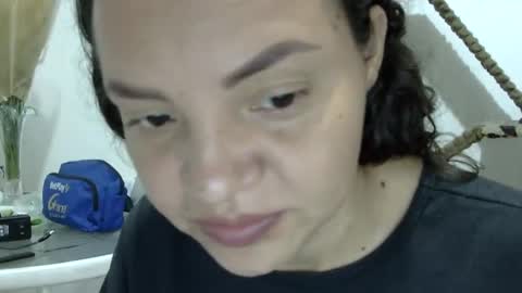 Snapshot of elizabeth_martinez_ chatting on 09-28-25, 03:28 Elizabeth Martinez online show from 09-28-25, 03:28