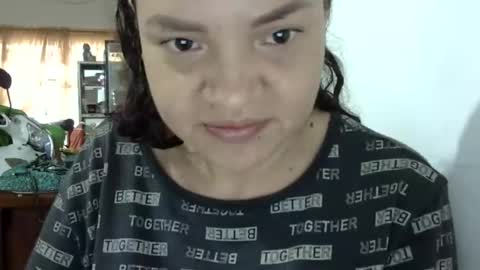 Snapshot of elizabeth_martinez_ chatting on 12-17-25, 04:02 Elizabeth Martinez online show from 12-17-25, 04:02