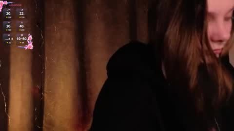 Snapshot of elizabethandersen chatting on 02-25-26, 01:15 Elizabeth online show from 02-25-26, 01:15