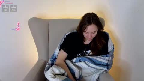 Snapshot of elizabethandersen chatting on 02-27-26, 01:38 Elizabeth online show from 02-27-26, 01:38