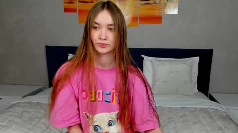 Elizabeth online show from 02-21-26, 03:29