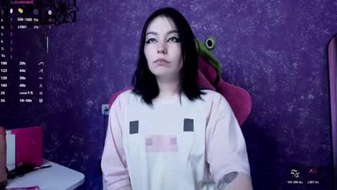 Snapshot of elizabethflowerr chatting on 06-05-26, 06:52 Eli online show from 06-05-26, 06:52