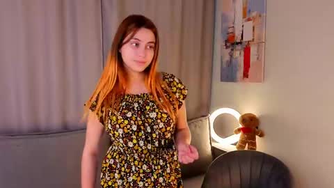 Snapshot of elizabethsut chatting on 05-11-26, 10:21 Elizabeth online show from 05-11-26, 10:21