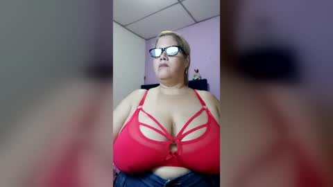Snapshot of elizabethtaylor1 chatting on 06-30-26, 10:49 Elizabeth online show from 06-30-26, 10:49