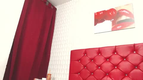 elizabetth_roman online show from 12-22-25, 07:44