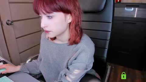 Snapshot of elizanik chatting on 05-15-26, 11:01 Eliza online show from 05-15-26, 11:01