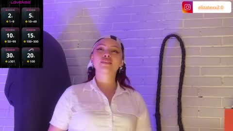 Snapshot of elizatex chatting on 05-20-26, 07:09 online show from 05-20-26, 07:09
