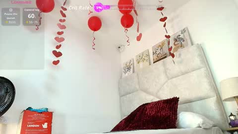 Snapshot of elizawiliamst chatting on 02-18-26, 12:01 Eliza online show from 02-18-26, 12:01