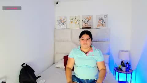 Snapshot of elizawiliamst chatting on 06-22-26, 12:13 Eliza online show from 06-22-26, 12:13