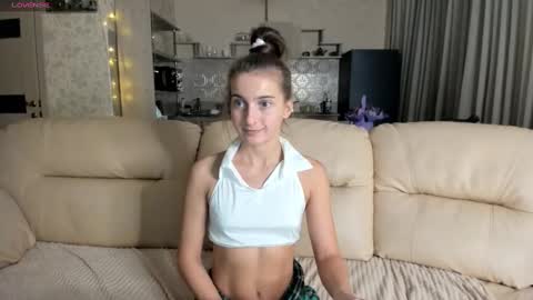 Eliz                               online show from 03-09-25, 05:06