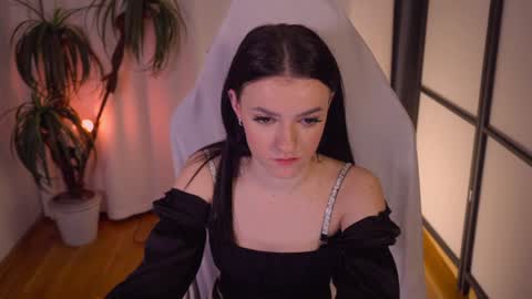 Snapshot of elizzza_ chatting on 01-25-25, 04:13 elizzza_ online show from 01-25-25, 04:13