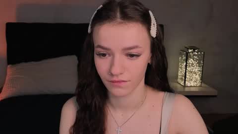 elizzza_ online show from 02-12-26, 05:13