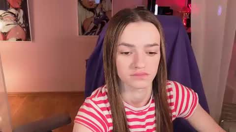 elizzza_ online show from 07-08-26, 05:12