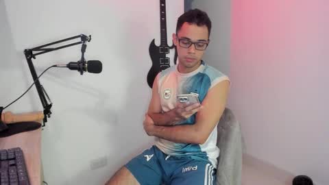 Elkin Clark online show from 02-25-26, 04:38