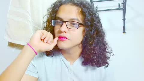 Diana online show from 01-19-25, 12:39