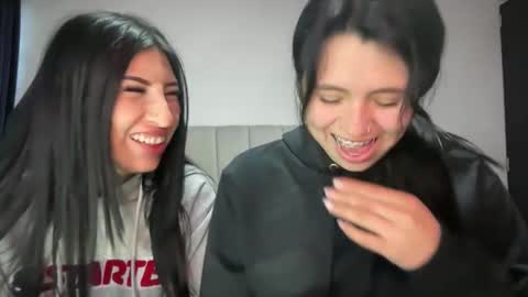 Snapshot of ella_aq chatting on 11-12-25, 11:43 Ella online show from 11-12-25, 11:43