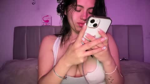 Snapshot of ella_aq chatting on 12-04-25, 06:55 Ella online show from 12-04-25, 06:55