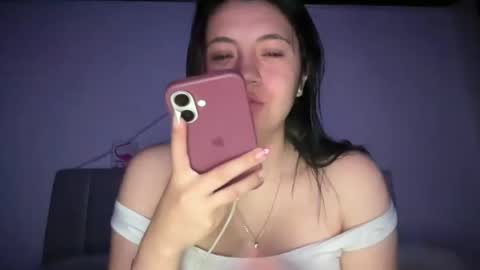 Snapshot of ella_aq chatting on 05-29-26, 06:22 Ella online show from 05-29-26, 06:22