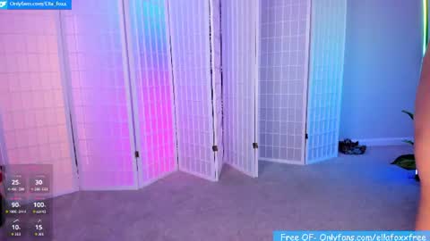 Snapshot of ella_foxx chatting on 07-28-26, 03:35 ella_foxx online show from 07-28-26, 03:35