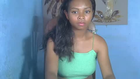 Snapshot of ella_kusih chatting on 01-15-26, 06:40 Kusih online show from 01-15-26, 06:40