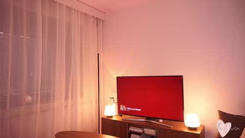 Snapshot of ella_owen chatting on 02-22-25, 02:30 ELLA OWEN online show from 02-22-25, 02:30