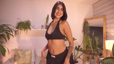 ELLA OWEN online show from 03-24-26, 07:19