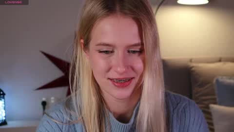 Snapshot of ella_twinkle chatting on 12-02-24, 12:09 Ella online show from 12-02-24, 12:09