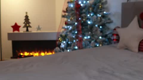 Snapshot of ella_twinkle chatting on 01-09-25, 11:56 Ella online show from 01-09-25, 11:56