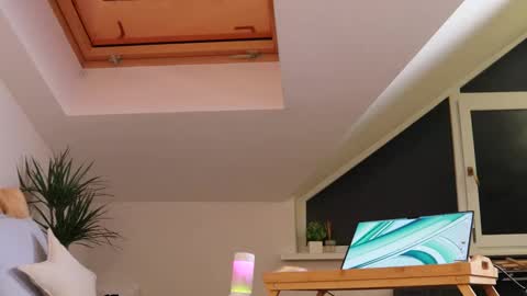 Snapshot of ella_twinkle chatting on 03-02-25, 11:09 Ella online show from 03-02-25, 11:09