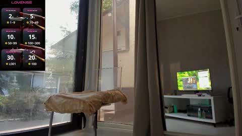 Snapshot of ella_vee chatting on 09-26-25, 05:11 ella_vee online show from 09-26-25, 05:11