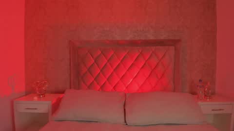 Ellaa Muller online show from 12-30-24, 05:37