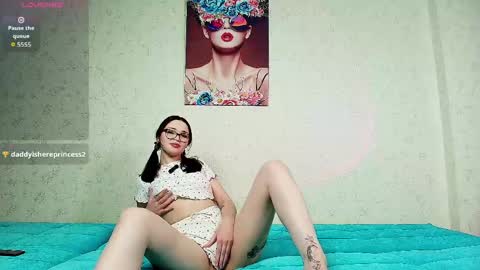 Ella online show from 04-23-26, 08:33