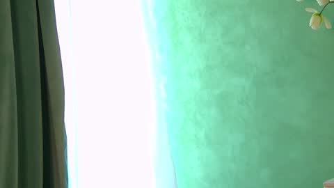 Ella online show from 03-08-26, 06:39