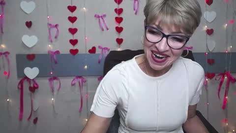 EllaBonito online show from 01-30-25, 09:25