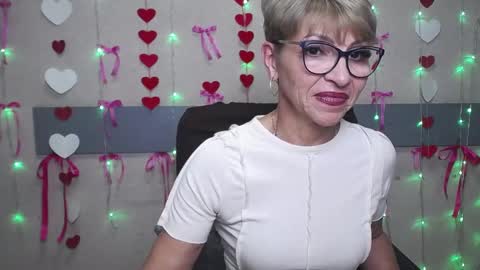 EllaBonito online show from 01-30-25, 03:29